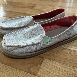Sanuk - Women’s Size 9 - Slip-on Shoes